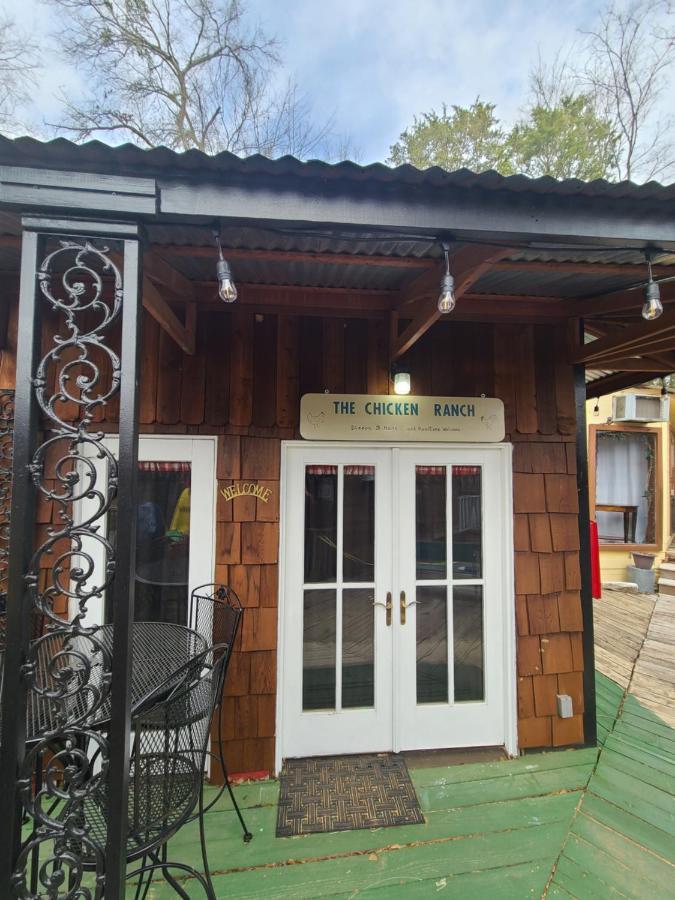 Buffalo Girls Hotel Кантон Екстер'єр фото