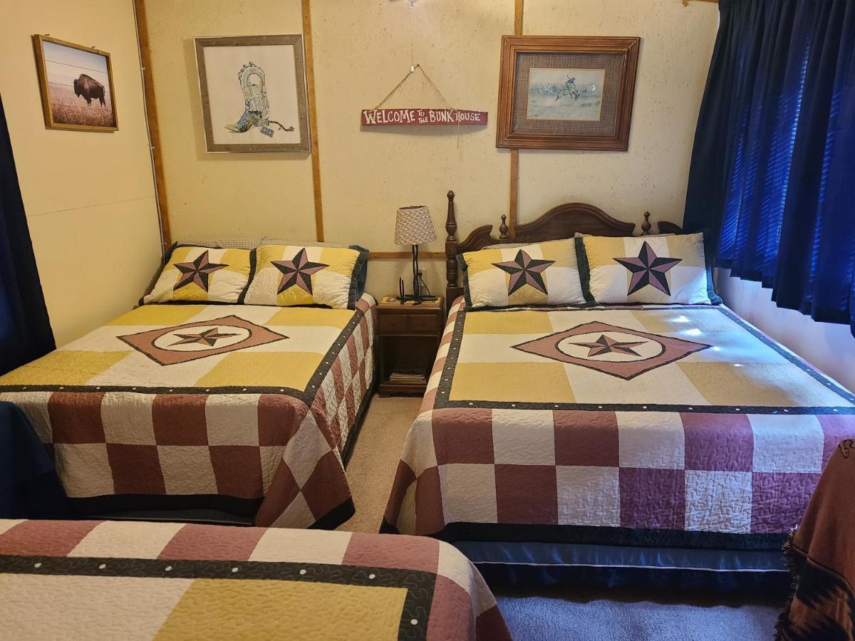 Buffalo Girls Hotel Кантон Екстер'єр фото