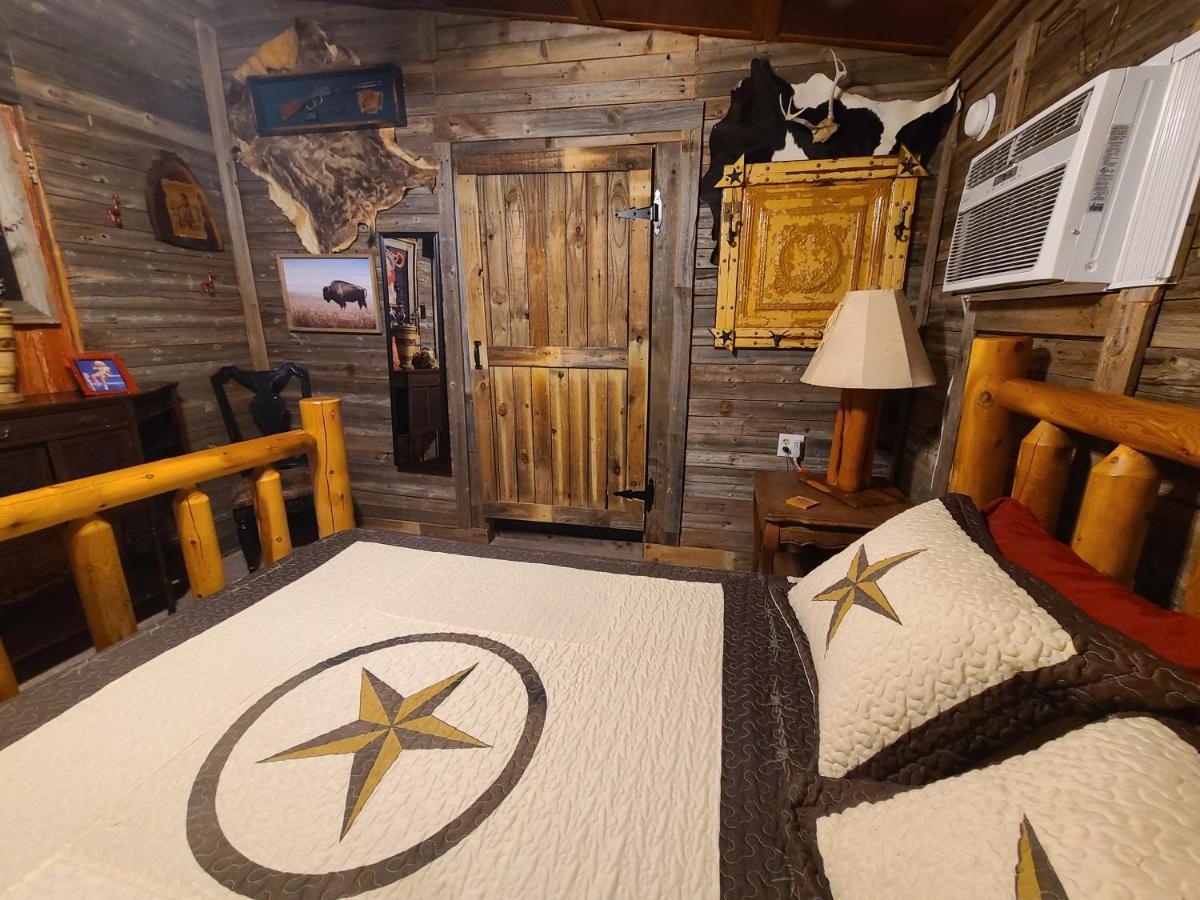 Buffalo Girls Hotel Кантон Екстер'єр фото
