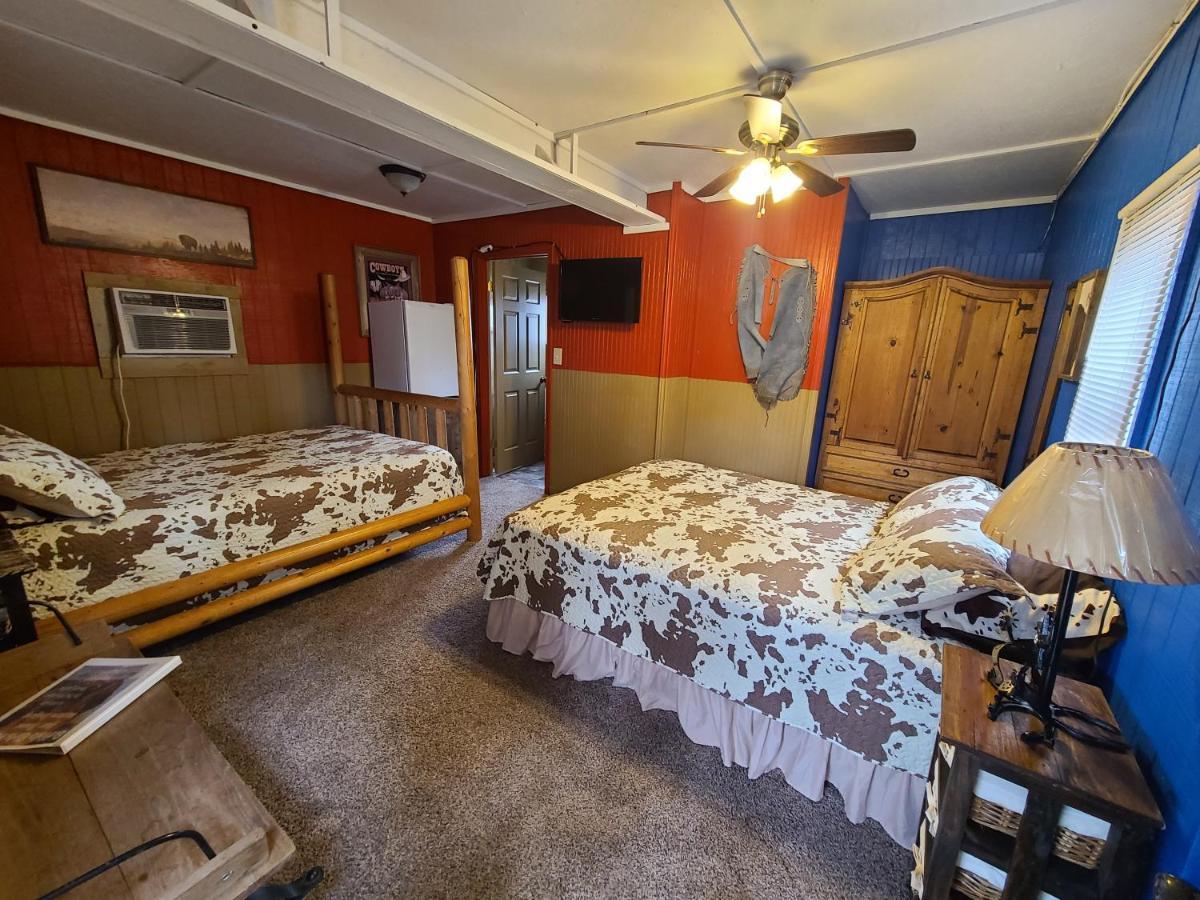 Buffalo Girls Hotel Кантон Екстер'єр фото