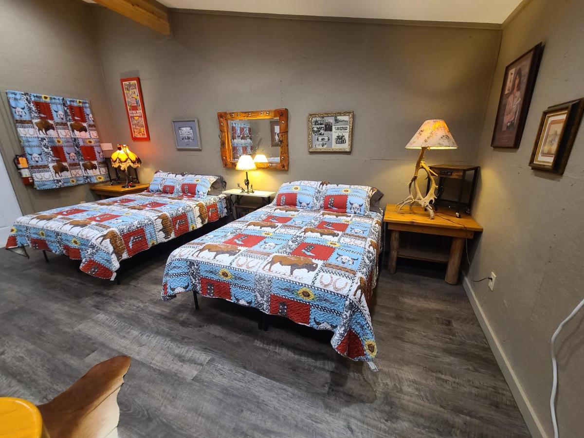 Buffalo Girls Hotel Кантон Екстер'єр фото